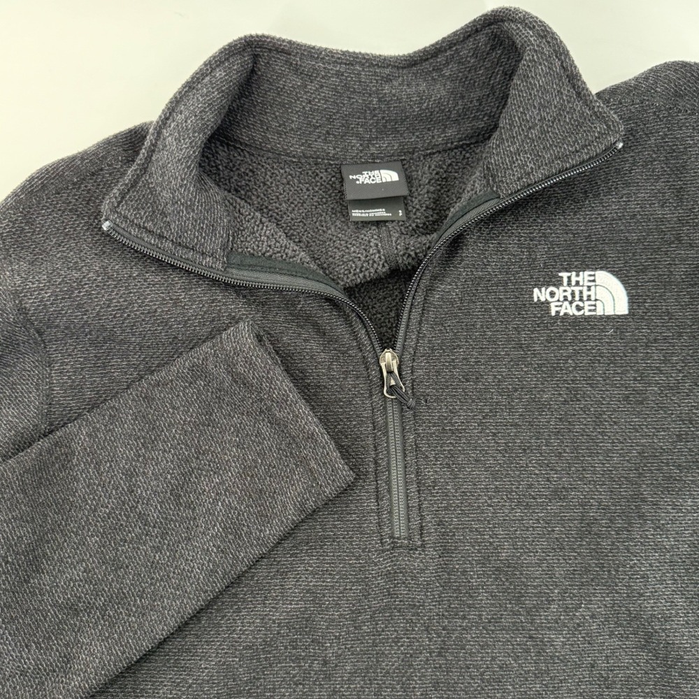 NWOT The North Face Mens‎ Pullover textured Fleece Quarter Zip Gray, Small